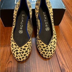 Rothy's Leopard Flats - wildcat pattern size 7